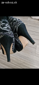 2ks kotnickovych cizmiciek