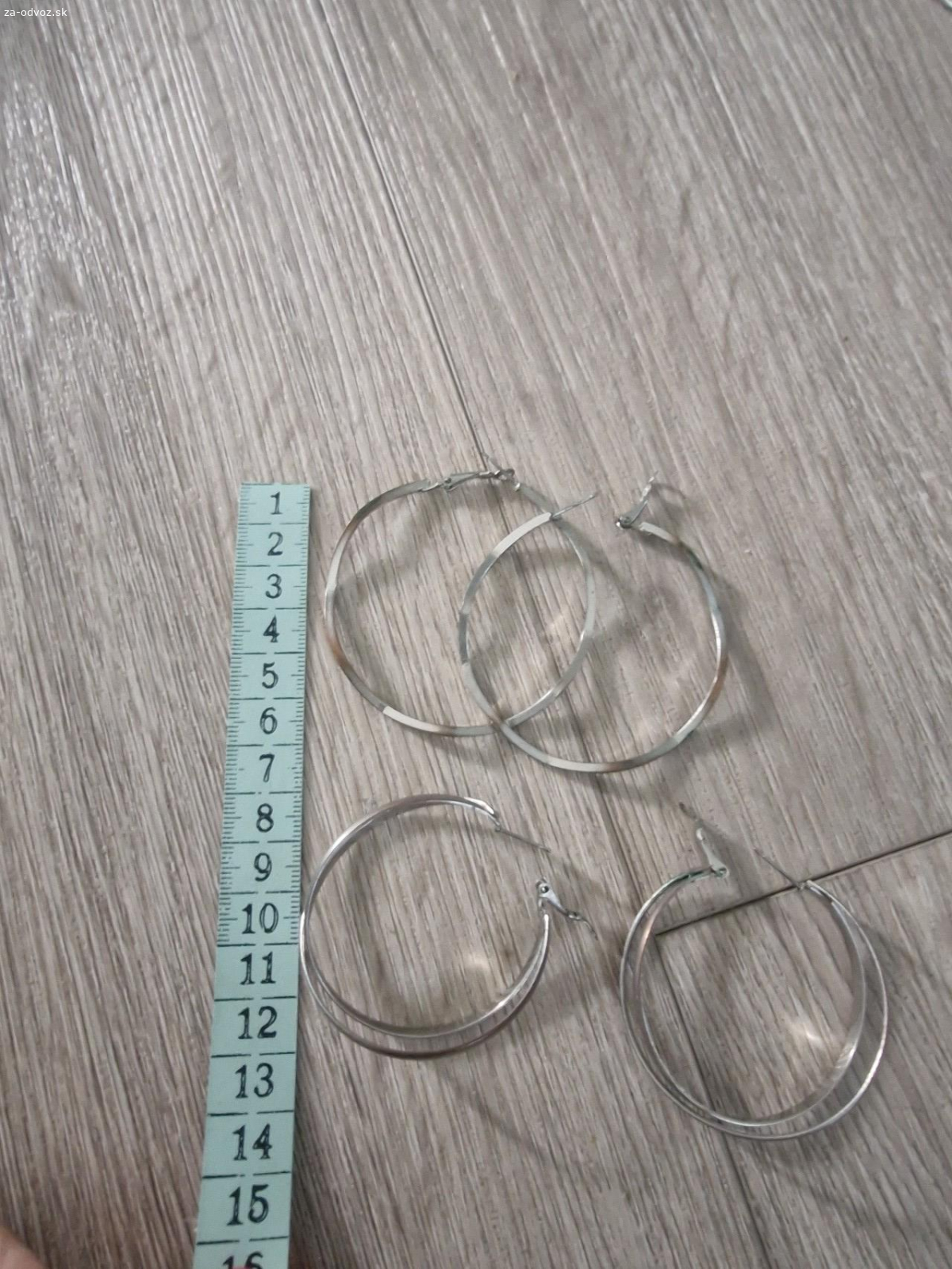 darujem 2pary nausnic