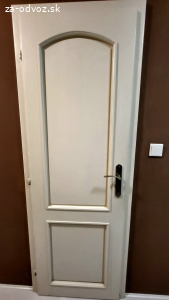 Darujem 3 biele interierove dvere