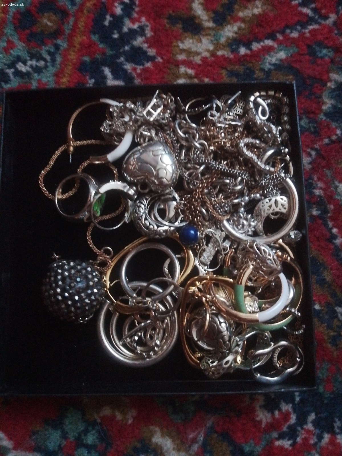 darujem bižutériu za poštovné