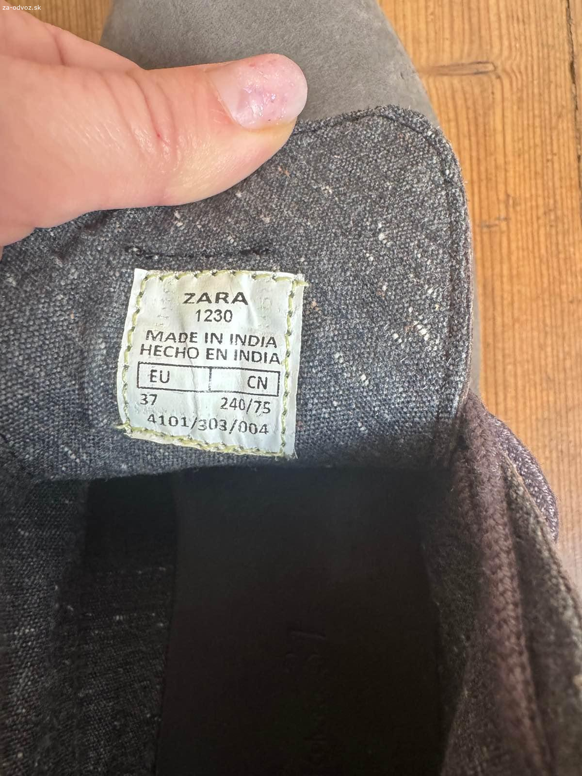 Darujem bundu a topánky pre chlapca 36