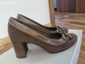 Darujem damske lodicky