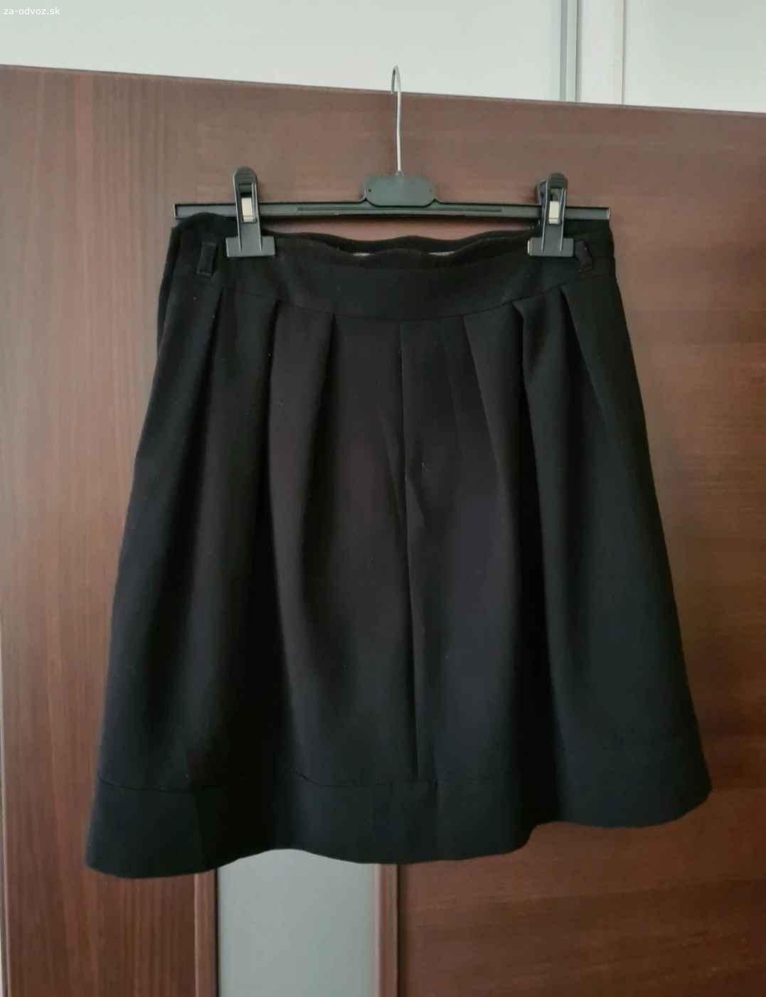 Darujem damske sukne