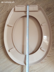 Darujem dekel od WC