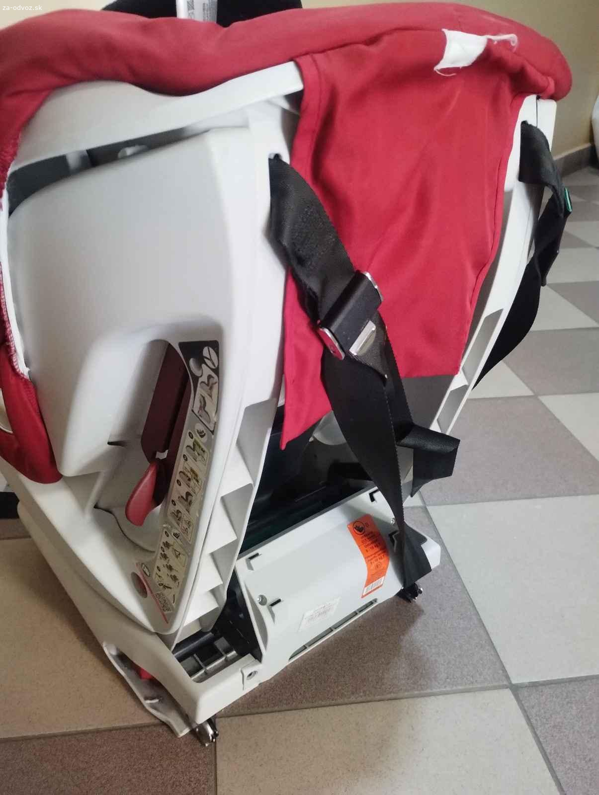 DARUJEM detskú autosedačku a sedačku na bicykel