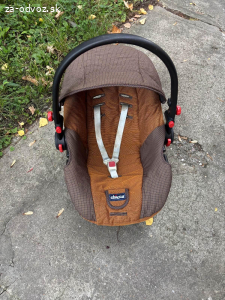 Darujem detsku autosedacku-vajicko Chicco