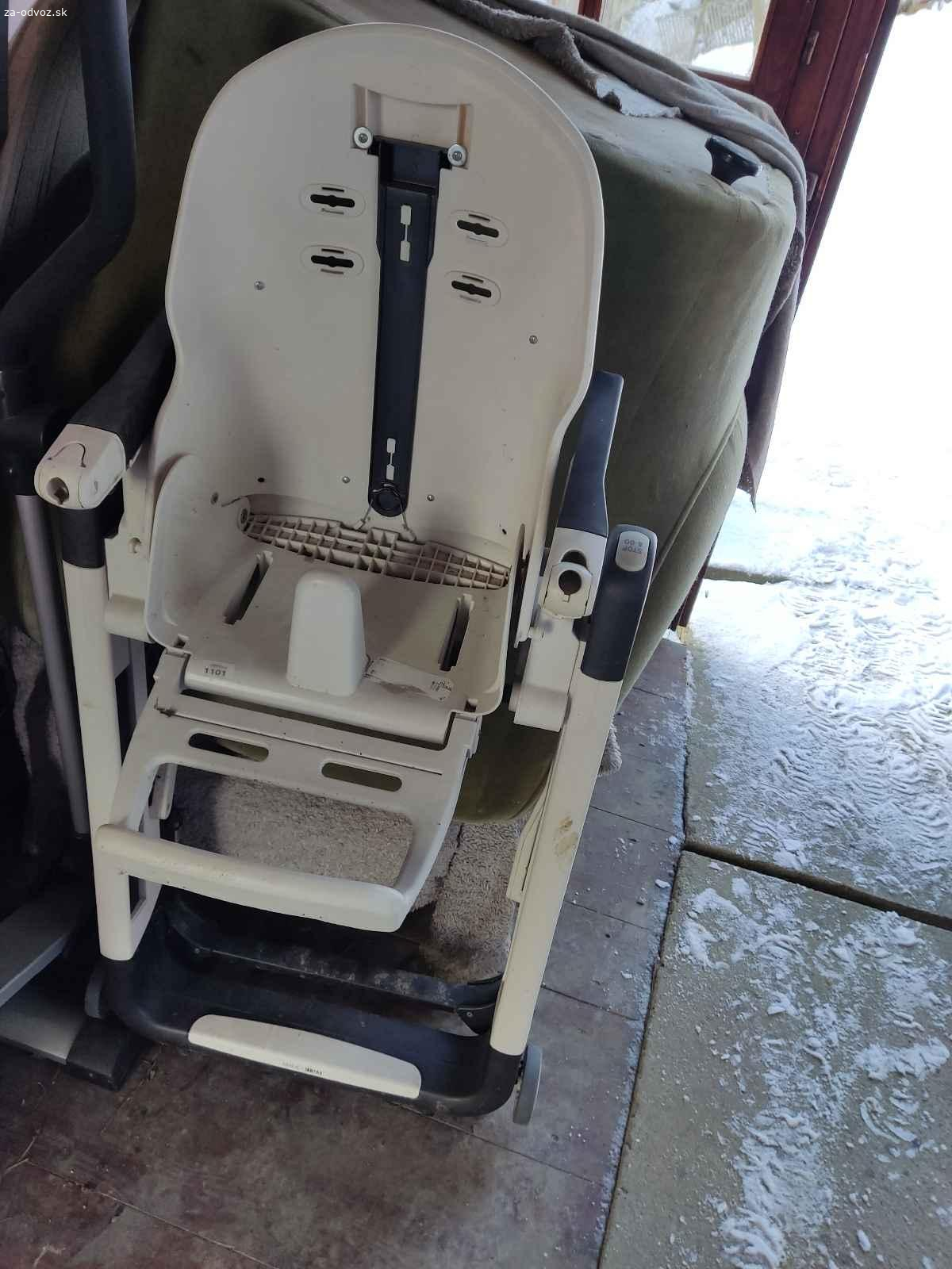 Darujem detsku jedalensku stolicku