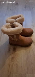 Darujem dievčenské čižmy