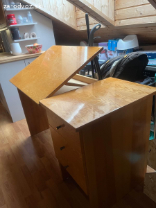 Darujem drevenny rysovaci stôl za odvoz