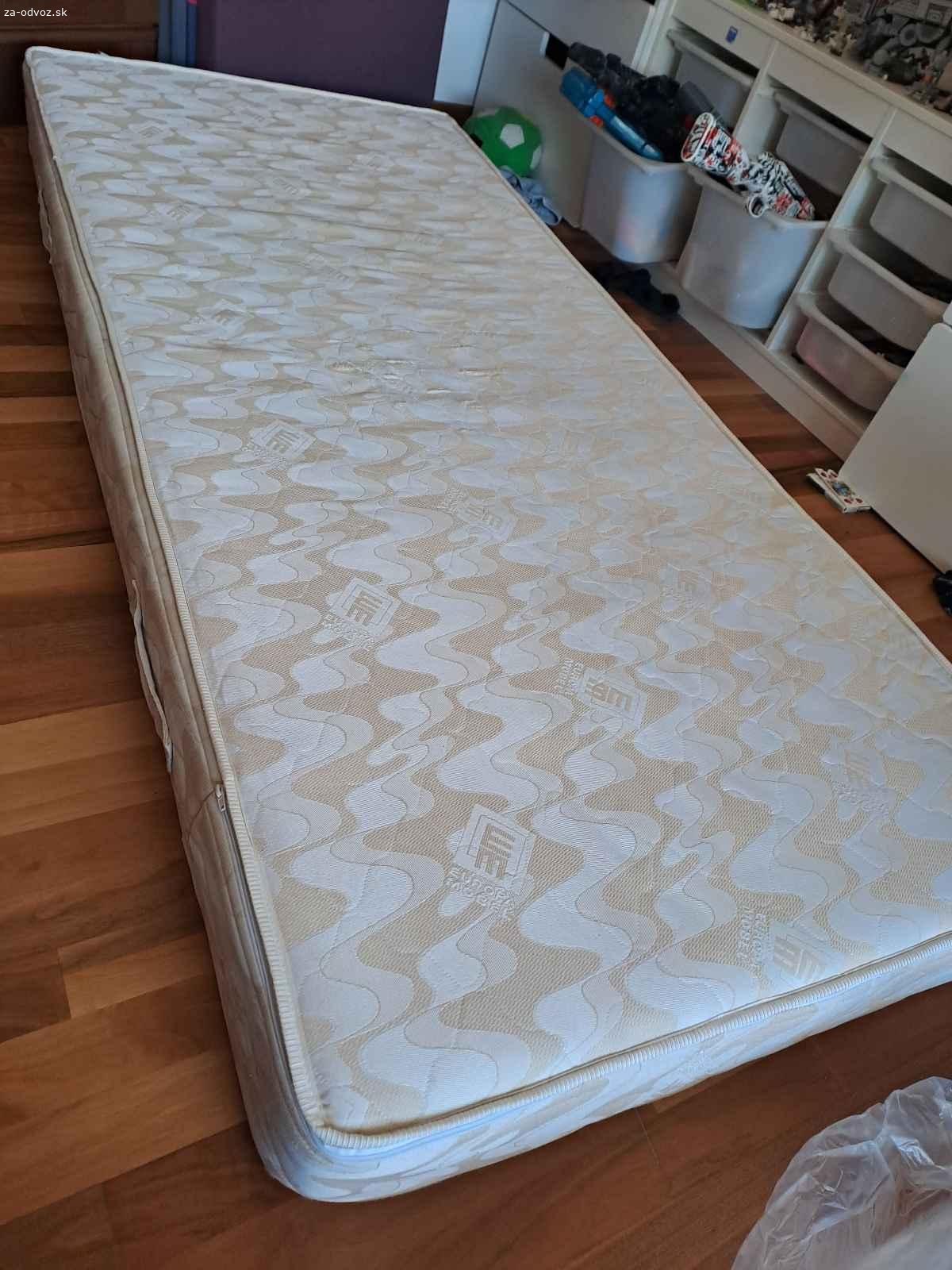 Darujem dva matrace 90x200