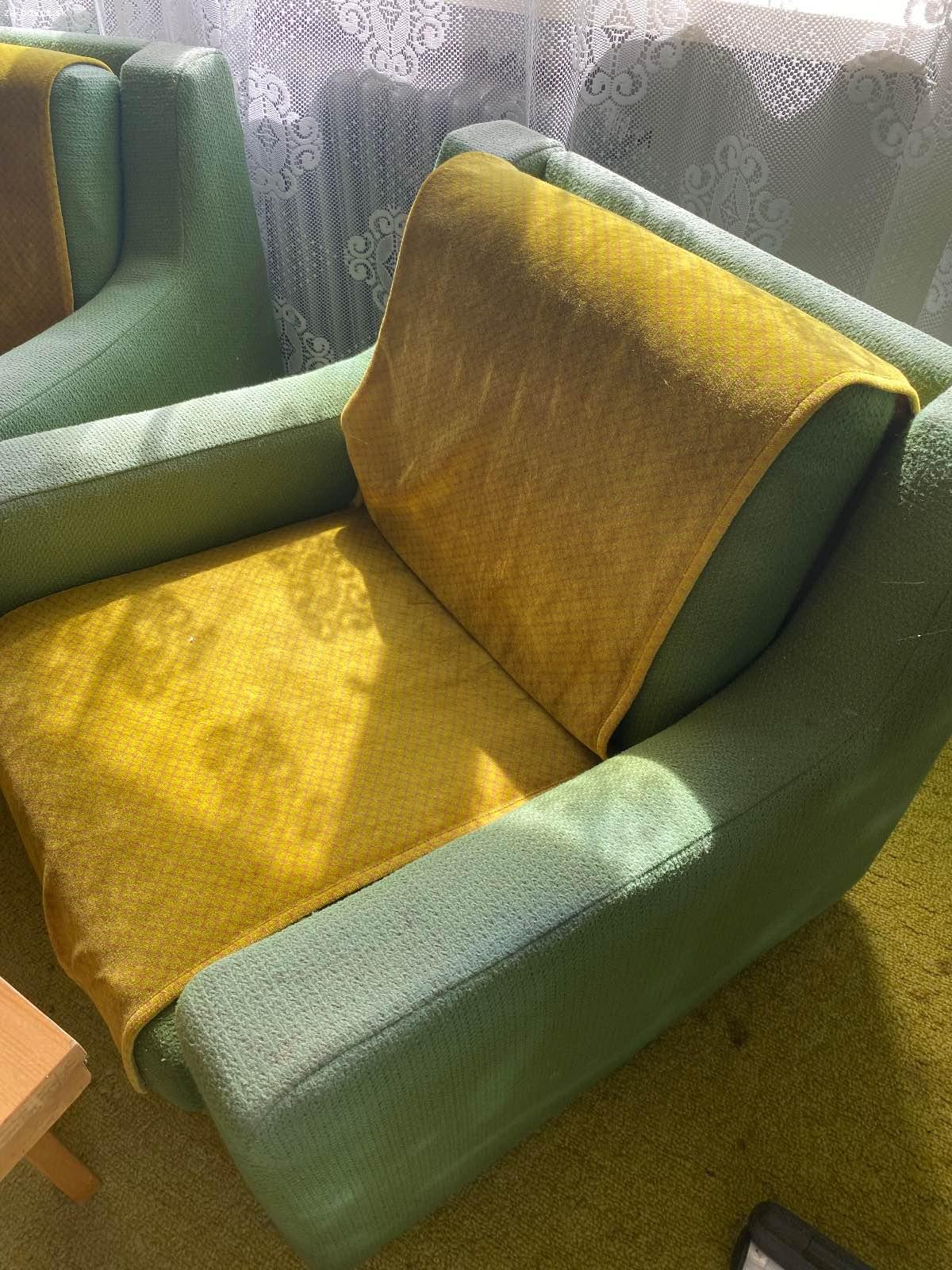 Darujem dve retro kresla