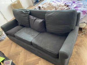 Darujem ikea šedý gauč Bratislava centrum