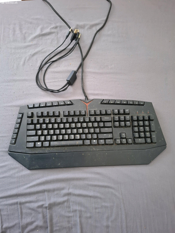 Darujem klavesnice a mys