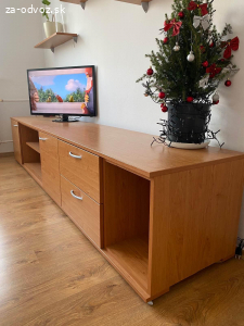 Darujem komodu do obývačky