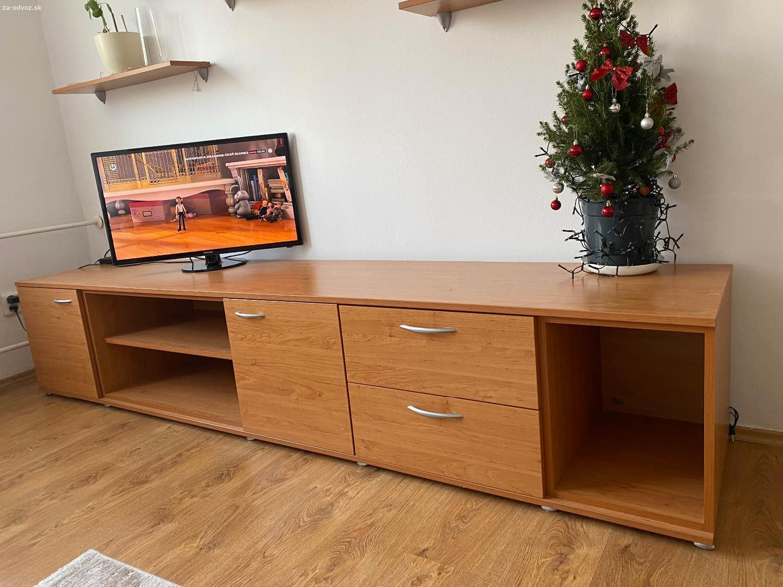 Darujem komodu do obývačky