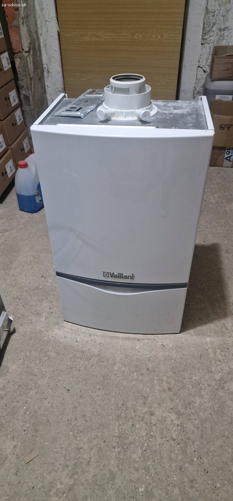 Darujem kotol. Darujem kondenzačný kotol Vaillant EcoTec pro VUW int 226/3-3 R5. Kotol bol funkčný, ale ma prasknutý výmenník tepla, je tam mala dierka. Teoreticky sa to dá opraviť zavarenim antikorom.
