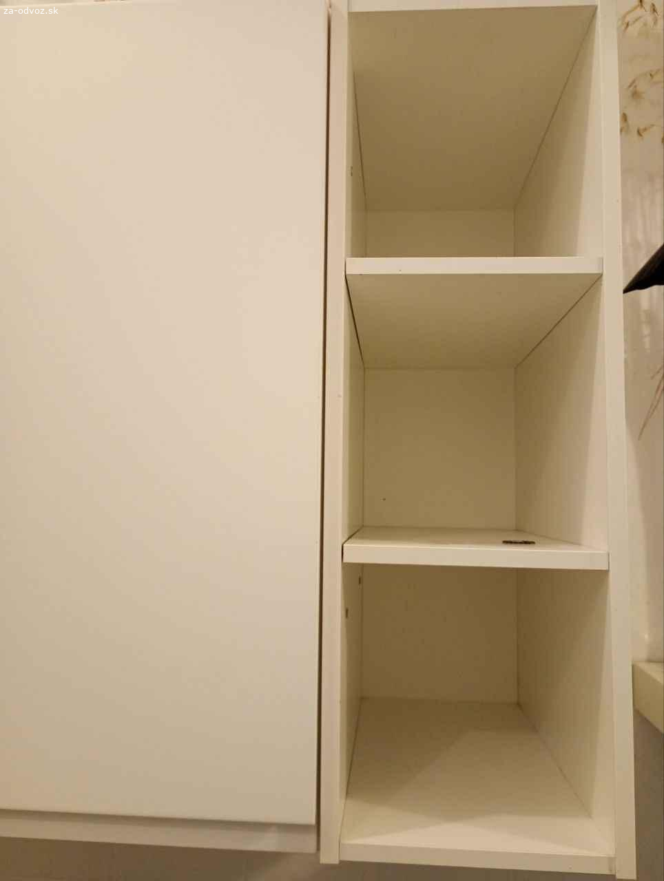 Darujem kuchynsku hornu skrinku IKEA - VOXTORP. Darujem kuchynsku hornu skrinku IKEA, model VOXTORP, biela matna farba, sirky 80, hlbky 40, vysky 60. S dvoma dvierkami a dvoma policami. Ku skrinke je pridany policovy otvoreny diel, sirky 20, hlbky 37, vysky 60, v bielom prevedeni. Vid foto.