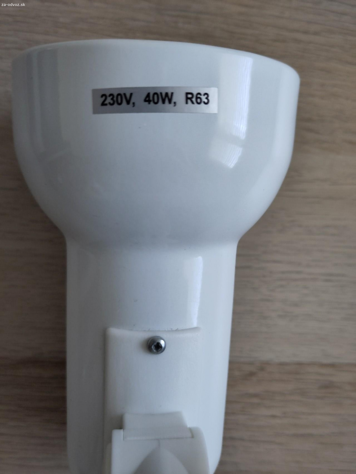 Darujem lampu (zlomený štipec)