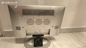 Darujem monitor 22