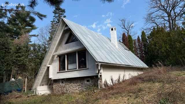 Darujem na rozobratie chatu s pristreskom