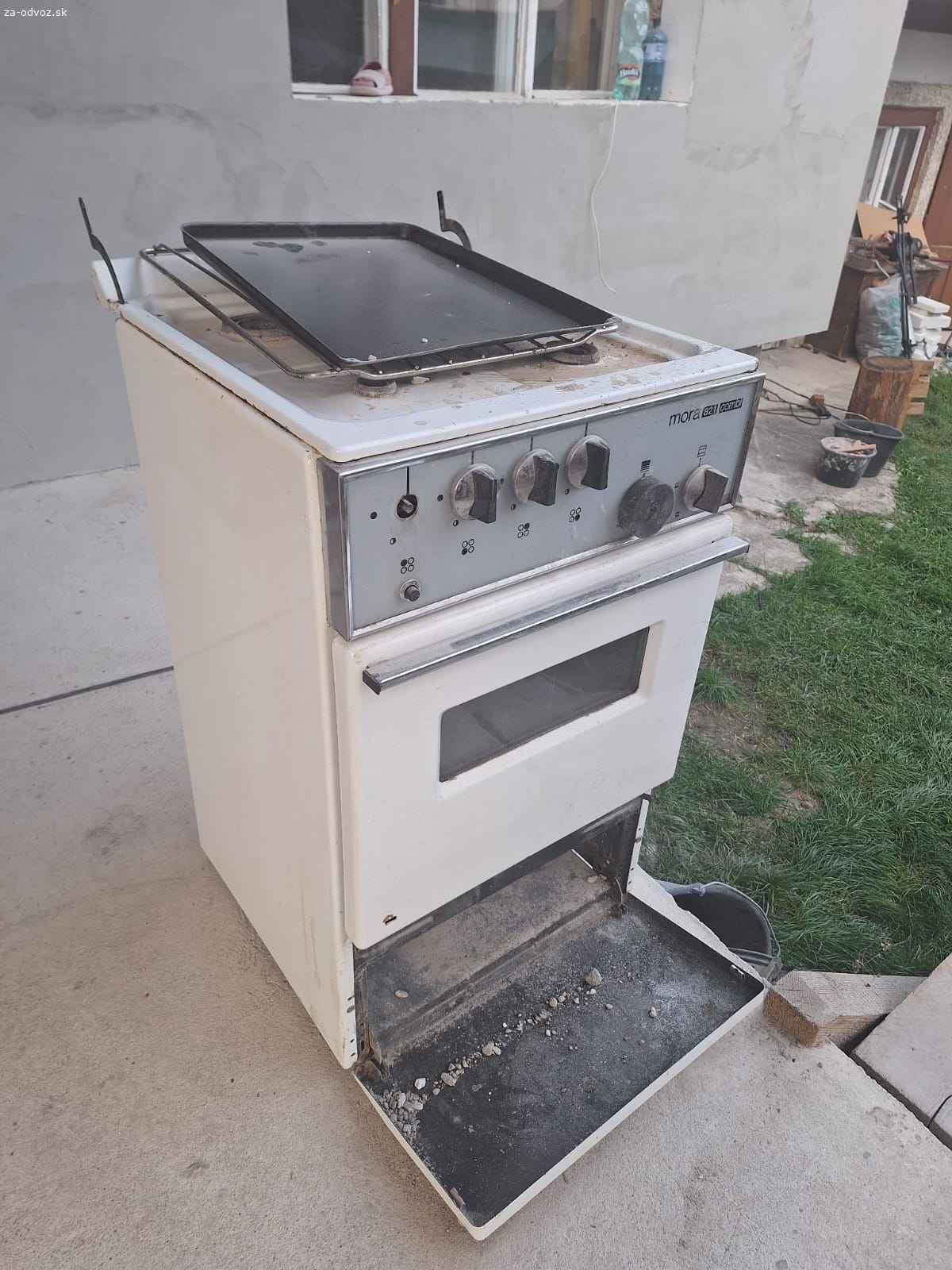 Darujem nefunkčný sporák