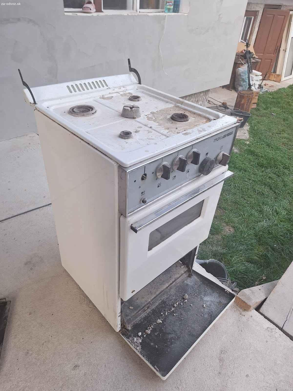 Darujem nefunkčný sporák