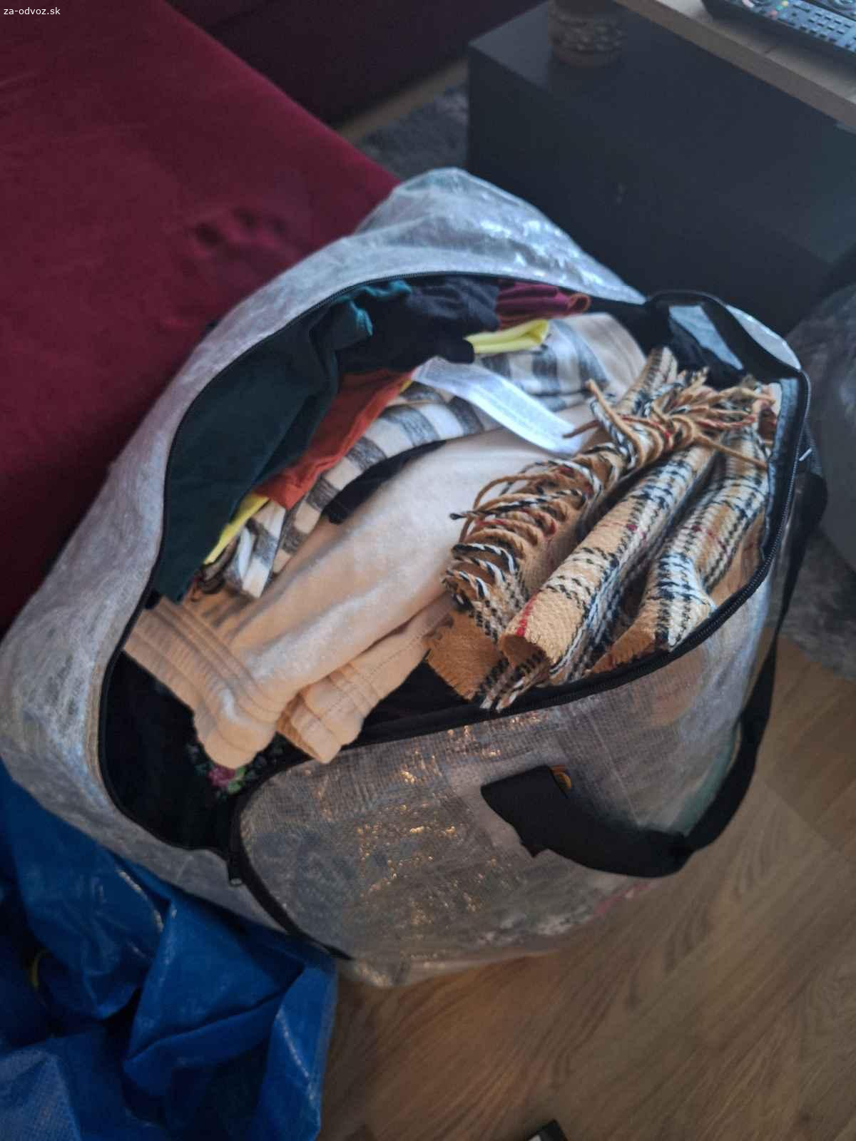 Darujem oblecenie, topanky, kabelky a ine doplnky