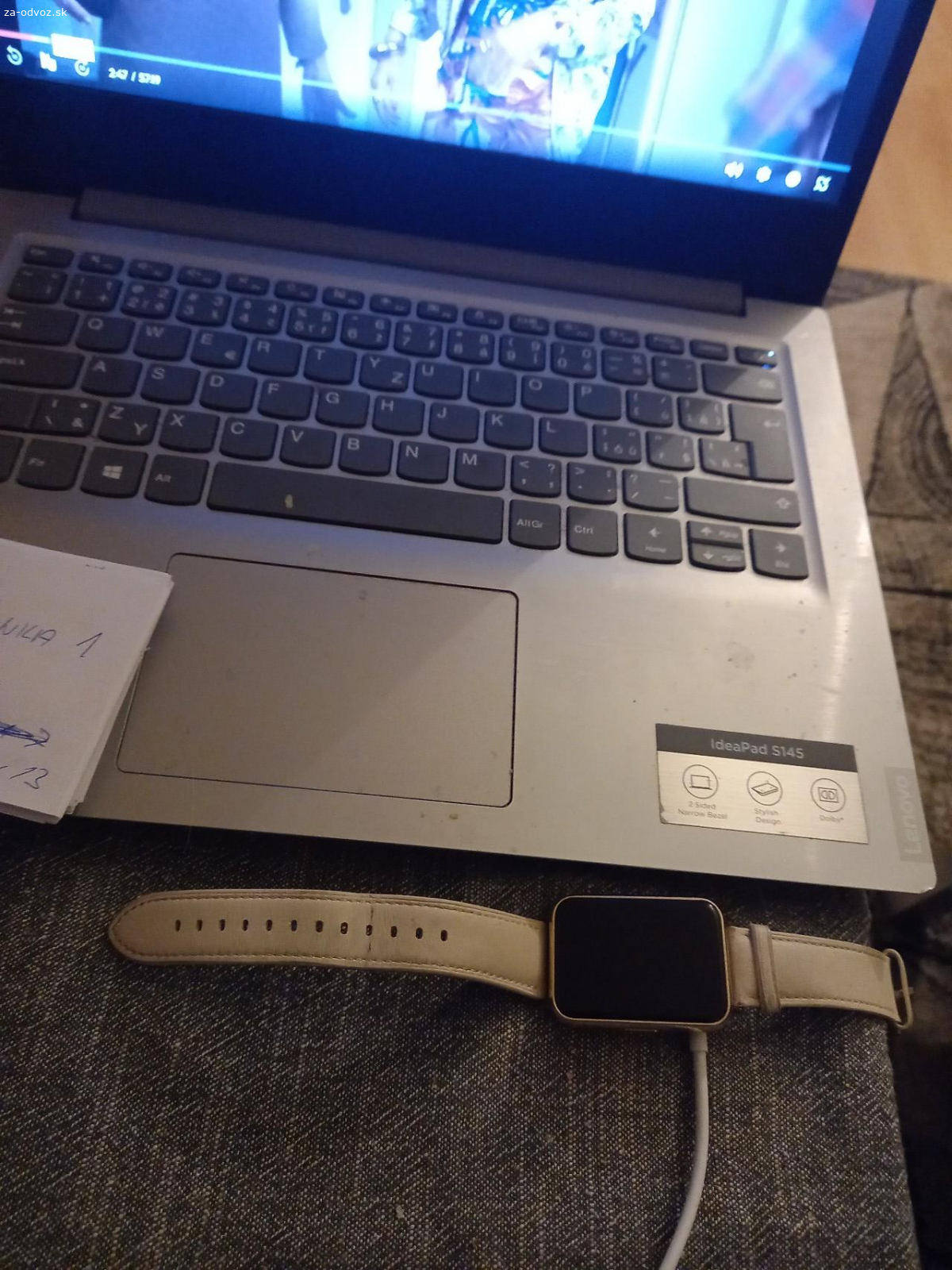 Darujem obývačkou stenu