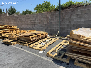 Darujem palety a kartóny