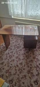 Darujem písací stôl