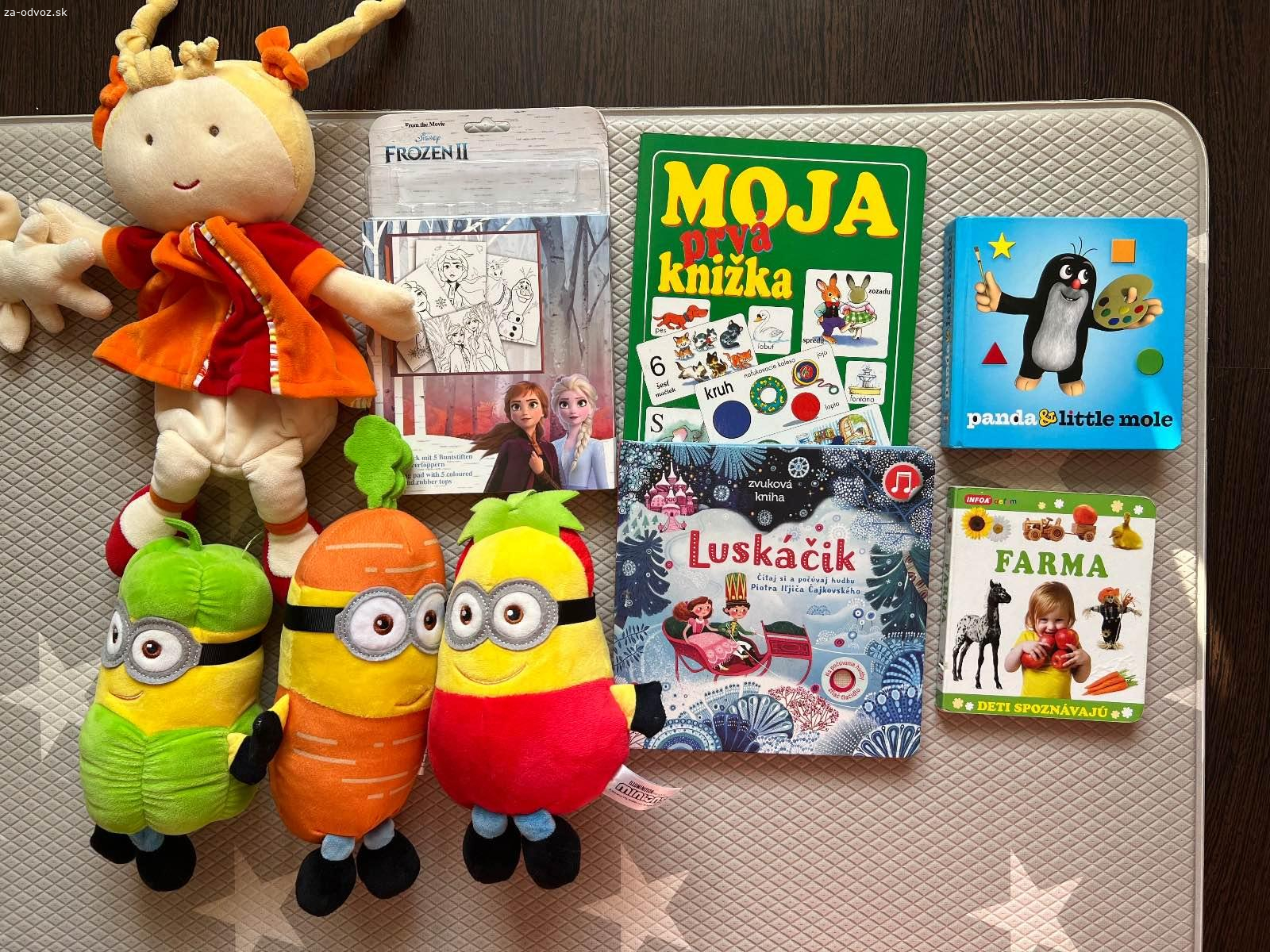 Darujem plysaky a knizky