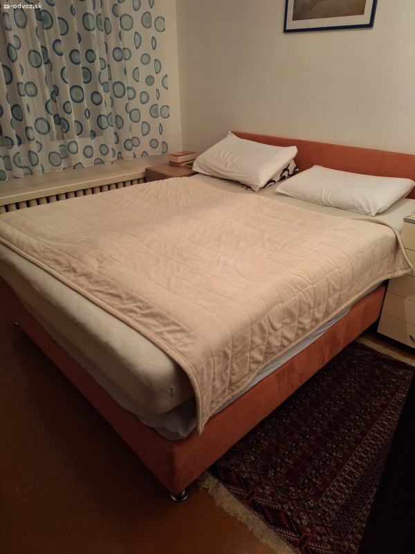 Darujem postel za odvoz