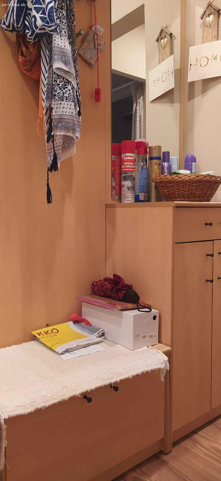 Darujem predsienovu zostavu