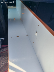 Darujem regál /knižnicu