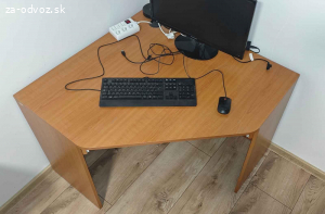 Darujem rohový pracovný stol