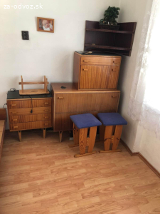 Darujem rozny nabytok