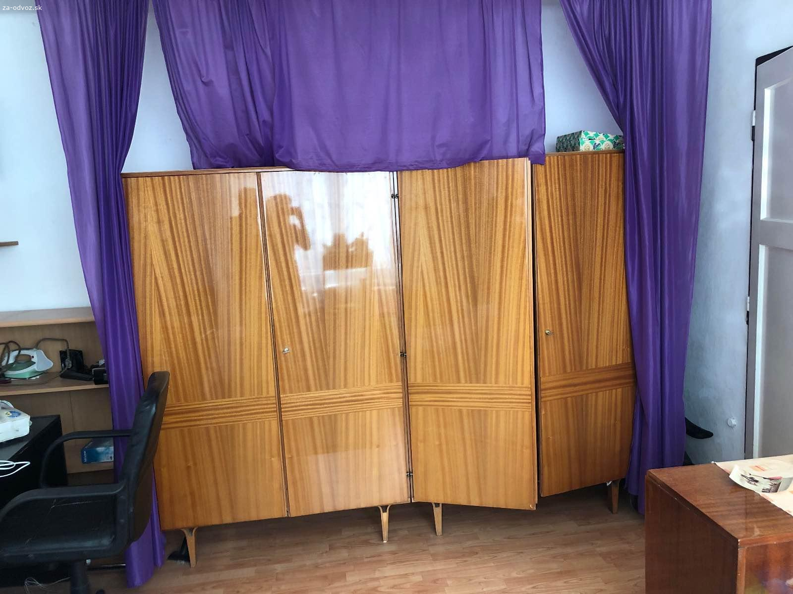 Darujem rozny nabytok