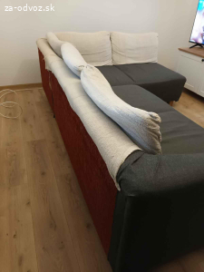 Darujem sedačku a taburetku