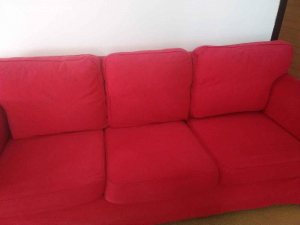 Darujem sedačku, cca 218 cm v zachovalom stave.