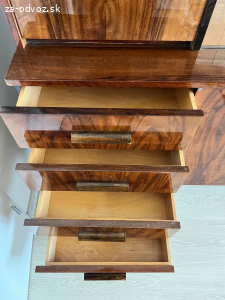 Darujem sekretár a konferenčný stolík