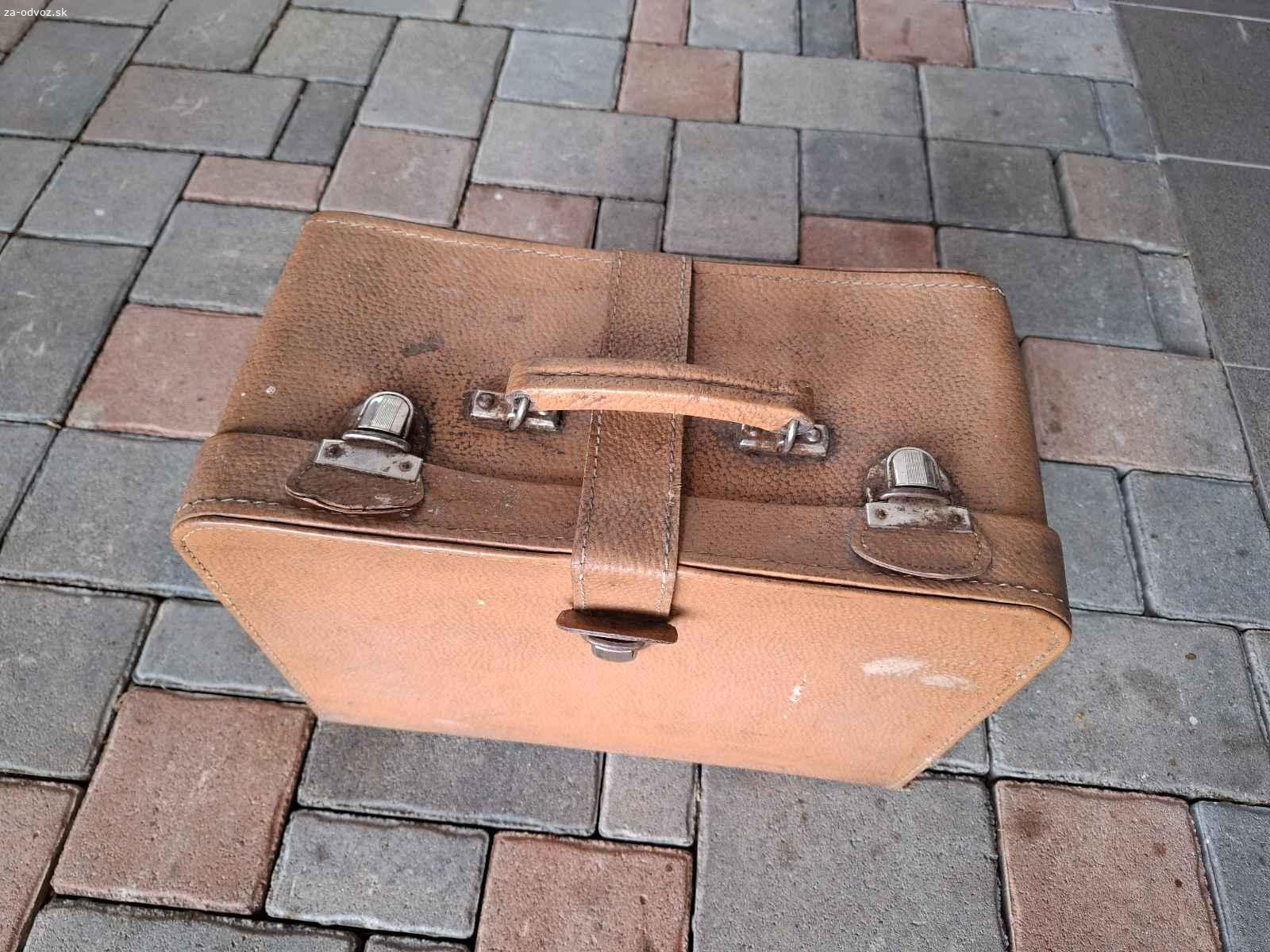 Darujem šijací stroj