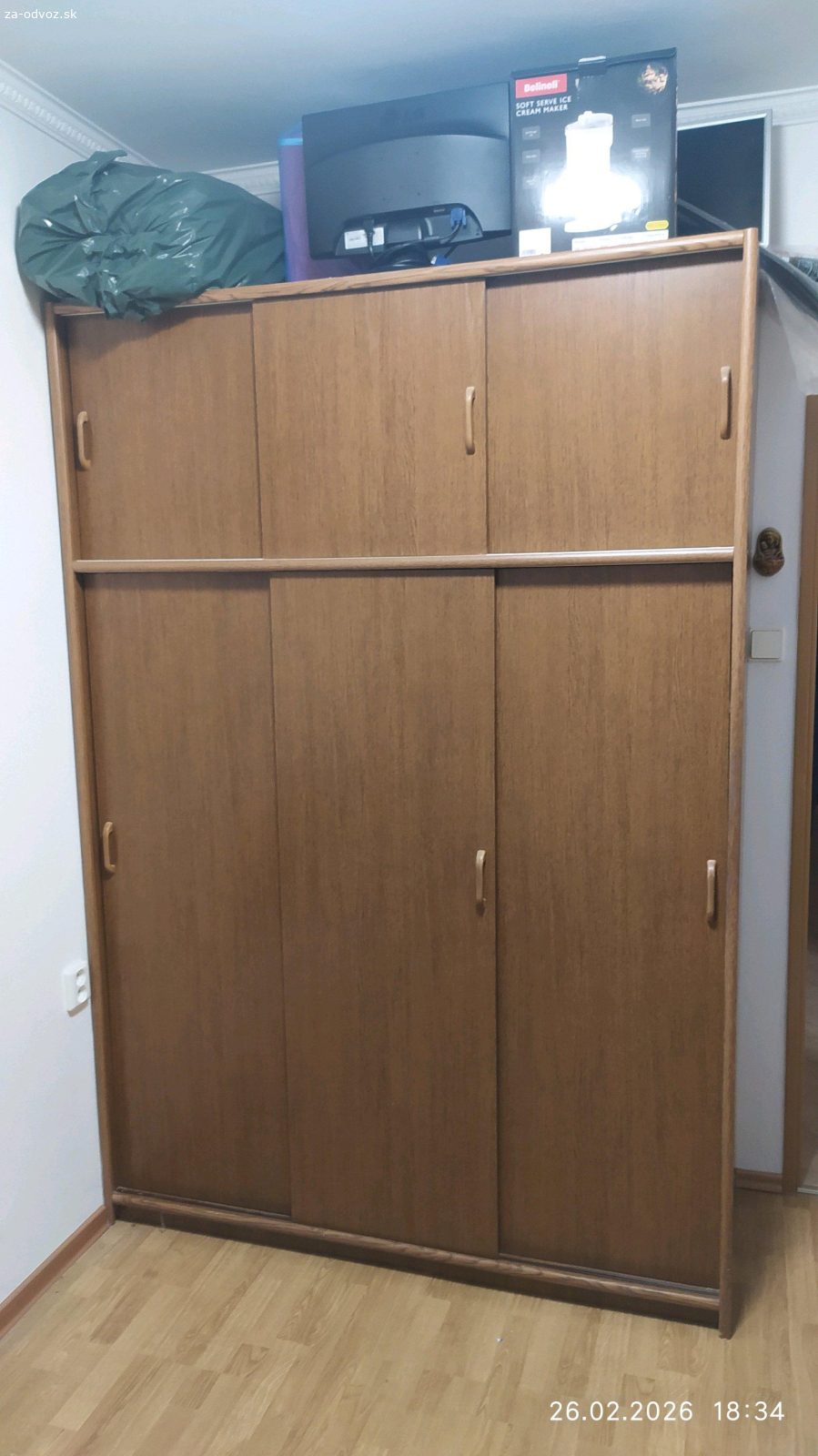 Darujem Skriňa Skriňu