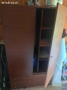 Darujem skrinu, skrinky, stolicky