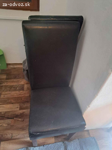 Darujem skrinu, skrinky, stolicky