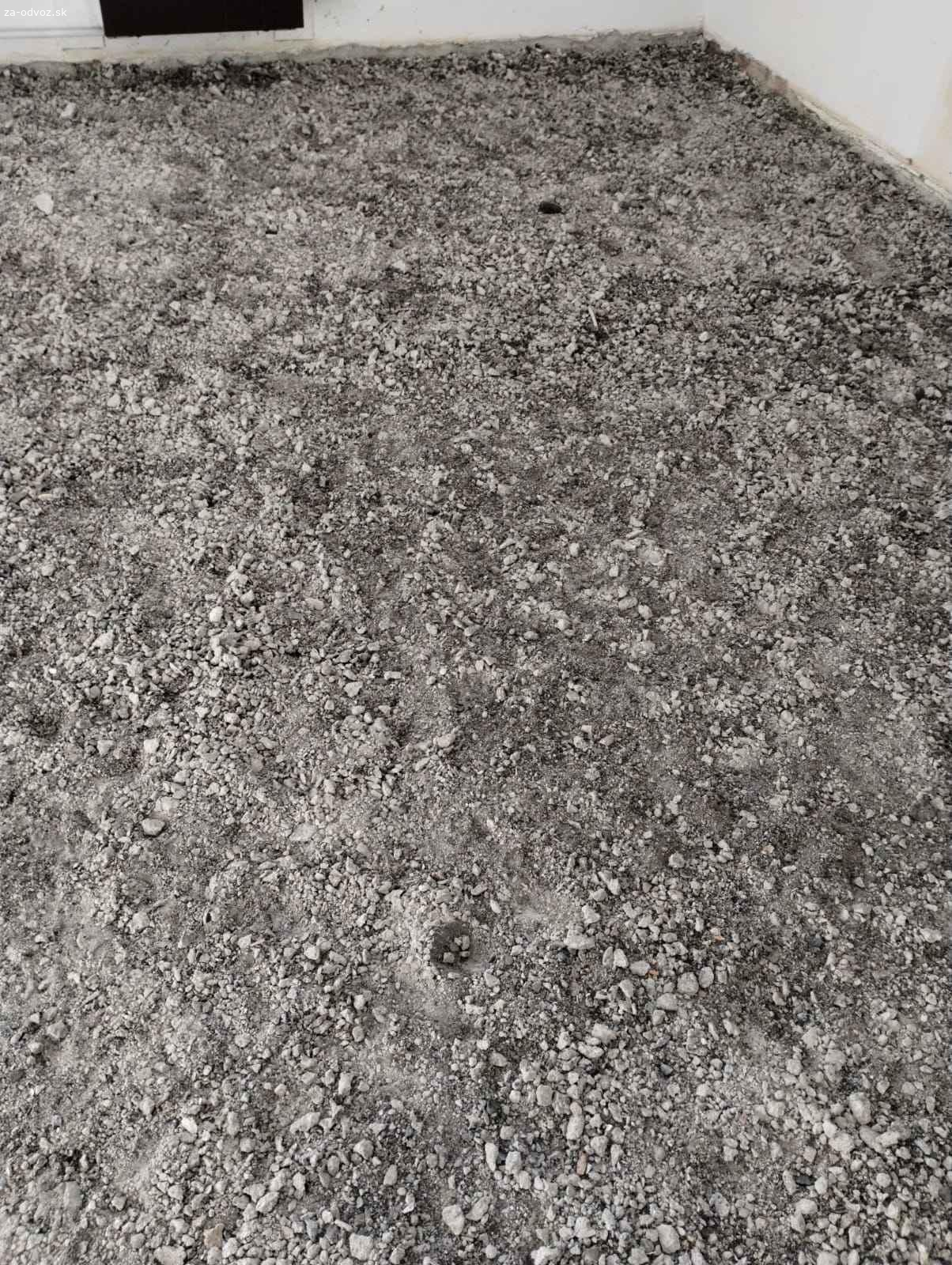 Darujem škváru za odvoz