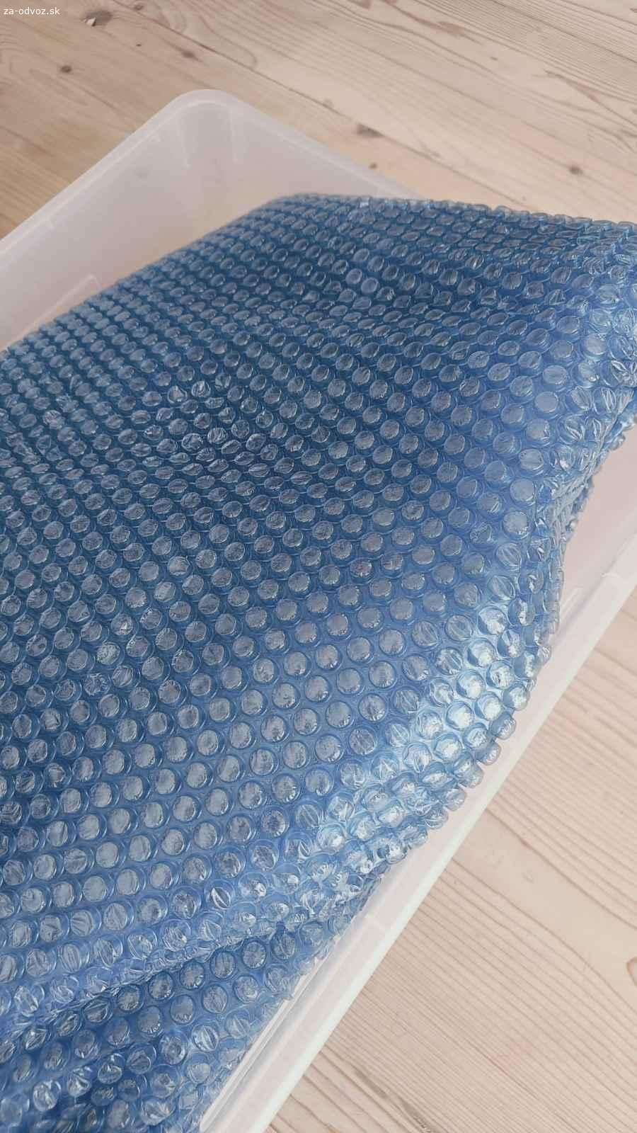 Darujem solárnu plachtu na bazén