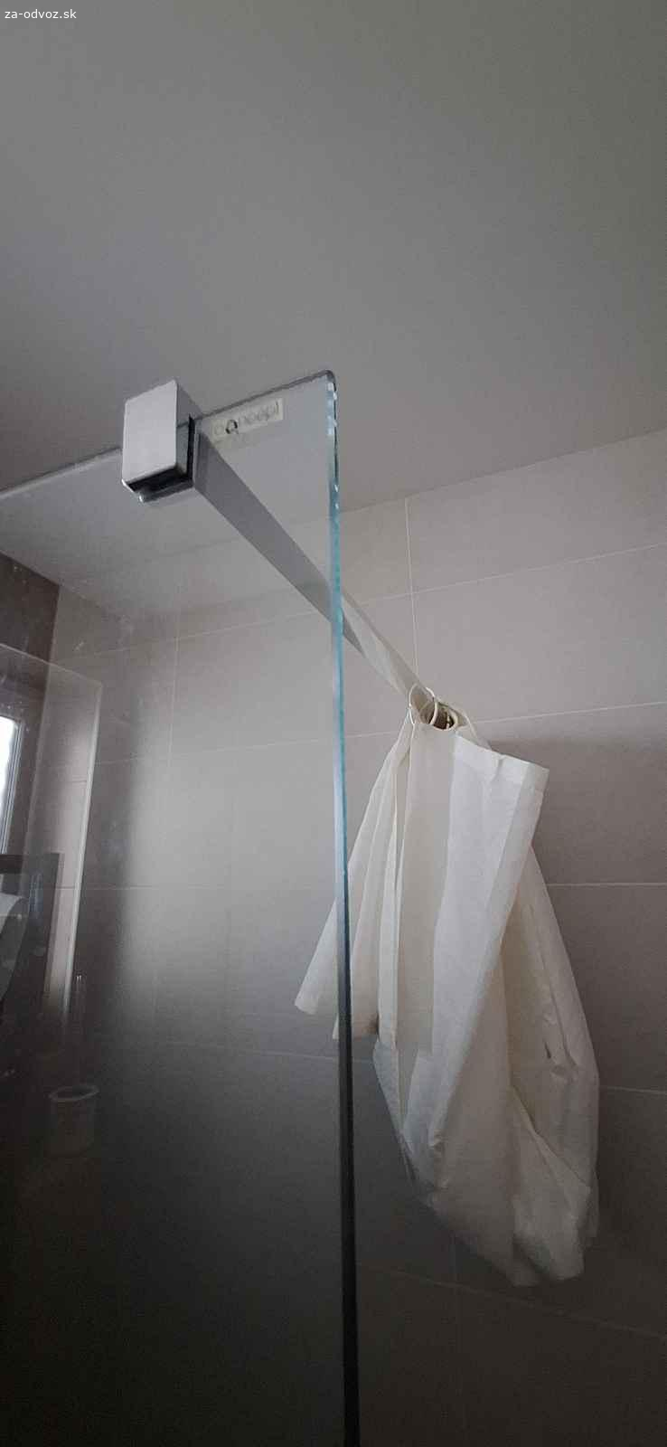 Darujem sprchovú zástenu walk-in