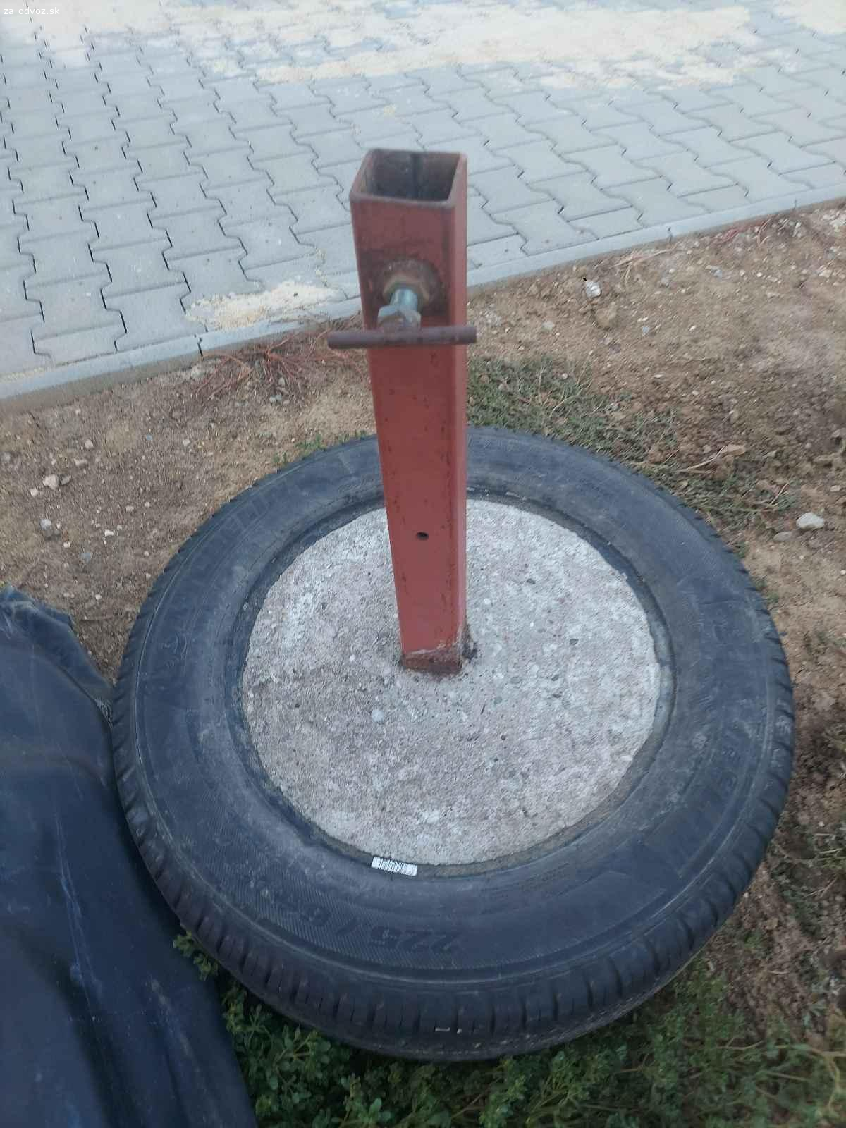 Darujem stojan na slnečník