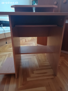 Darujem stôl, stolík