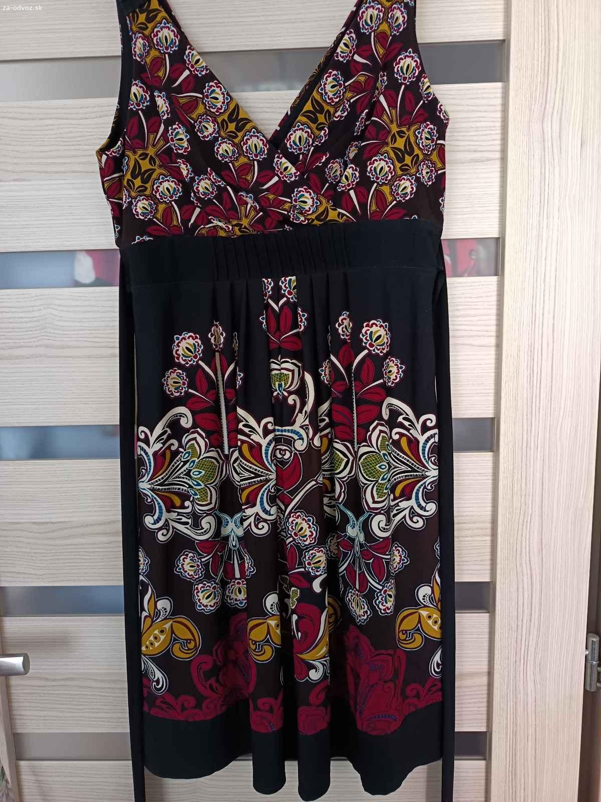 Darujem tehotenské letné šaty c.38